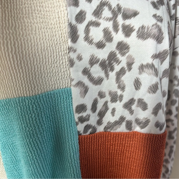 Leopard Patchwork Long Sleeve Top size small new sweatshirt blouse - Picture 6 of 7